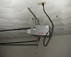 State Garage Doors Seattle, WA 206-743-9133 - gar-opener-01