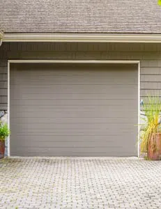 State Garage Doors Seattle, WA 206-743-9133 - gar-overhead-01